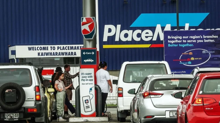New Zealand Launches Weekly Fuel Support for Families